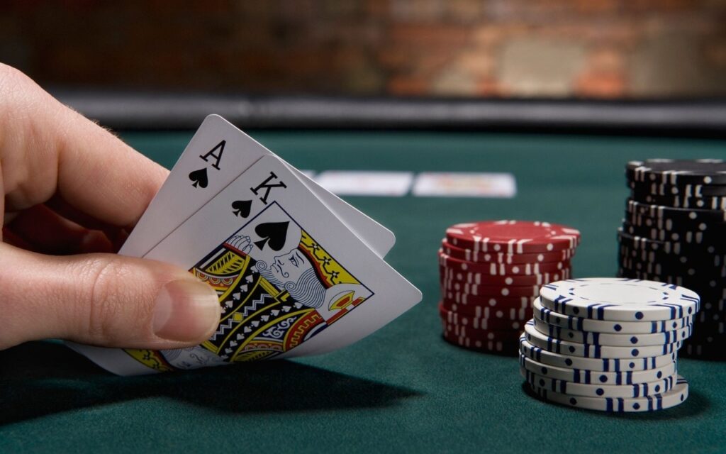 Steal poker là gì? Hướng dẫn đầy đủ cho người chơi mọi cấp độ
