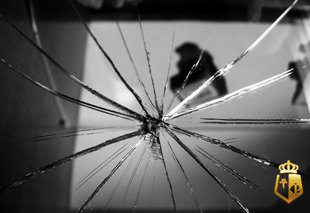 mo thay vo guong so may giai ma diem bao tot hay xau 1 - Mơ thấy vỡ gương số mấy? Giải mã điềm báo tốt hay xấu