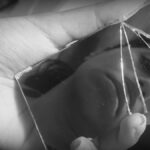 Mơ thấy vỡ gương số mấy? Giải mã điềm báo tốt hay xấu